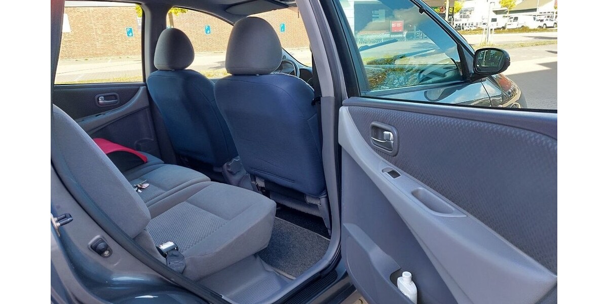 Nissan Almera Tino 220.000 km 2.500 &euro; Lübeck 23539