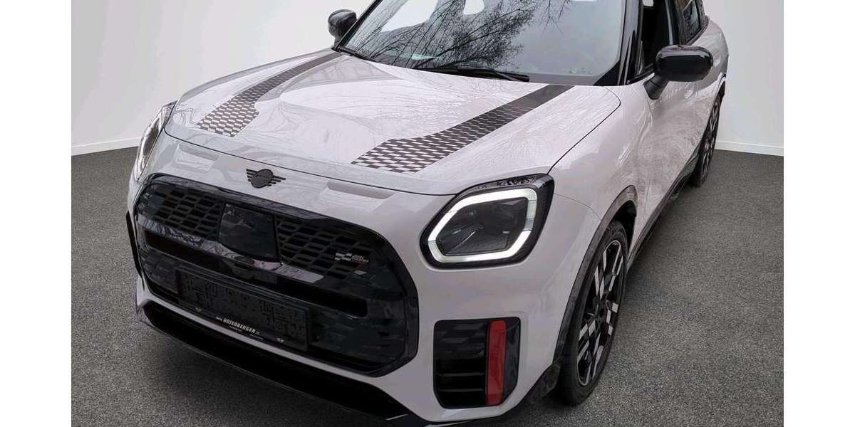 Mini JCW Countryman All4 1.026 km 48.677 &euro; München 80788