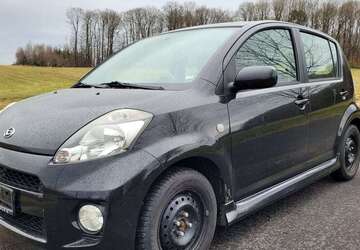 Daihatsu Sirion 160.000 km 2.500 &euro; Niederirsen 57589