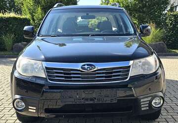 Subaru Forester 189.000 km 11.200 &euro; Siegen 57074