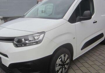 Toyota Proace City 86.000 km 13.900 &euro; Erbach/ODW 64711