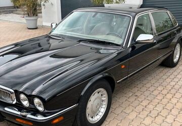 Jaguar Daimler 59.400 km 29.500 &euro; Stuttgart 70327
