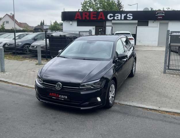 VW Polo 64.000 km 13.590 &euro; Berlin 12353