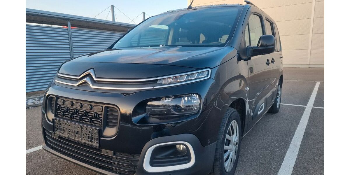 Citroen Berlingo 63.100 km 17.300 &euro; Denzlingen 79211