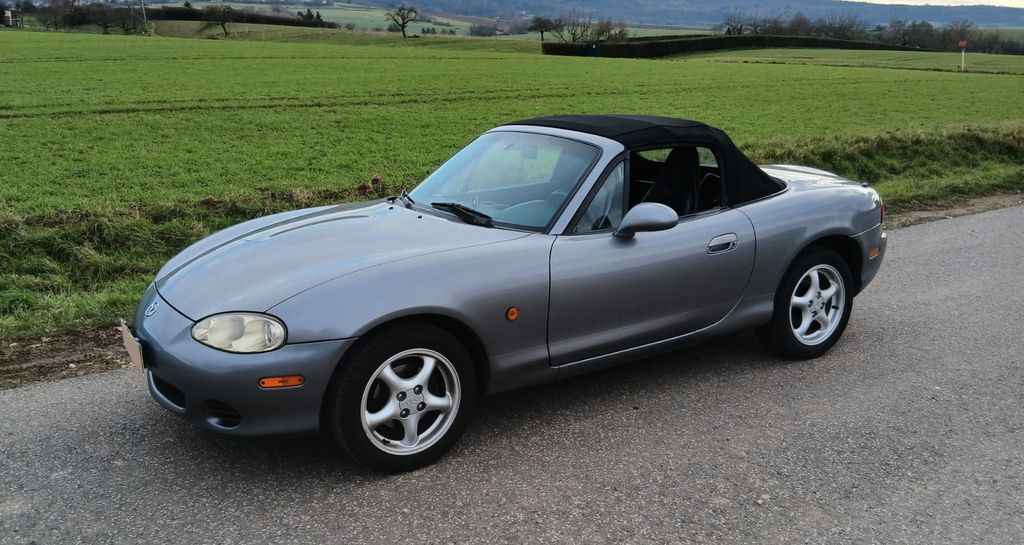 Mazda MX-5 243.597 km 4.900 &euro; Linsengericht 63589