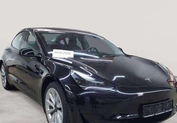 Tesla Model 3 46.163 km 23.590 &euro; Fernwald-Steinbach 35463