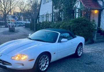 Jaguar XK8 173.000 km 17.900 &euro; Charlottenburg 14055