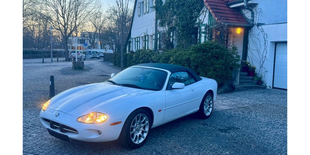 Jaguar XK8 173.000 km 17.900 &euro; Charlottenburg 14055