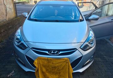 Hyundai i40 141.000 km 8.700 &euro; Völklingen 66333