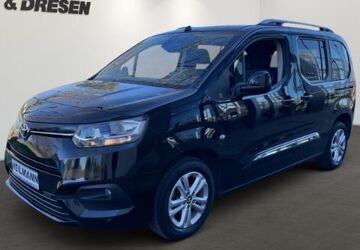 Toyota Proace City 106.560 km 15.950 &euro; Gelsenkirchen 45891