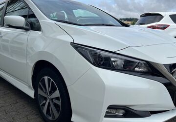 Nissan Leaf 24.780 km 13.999 &euro; Morbach 54497