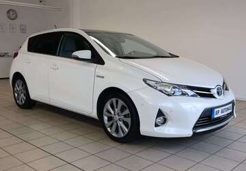 Toyota Auris 125.397 km 10.990 &euro; Schöneiche bei Berlin 15566