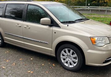 Chrysler Grand Voyager 80.000 km 15.000 &euro; Gudensberg 34281