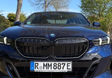 BMW 550 1.900 km 82.790 &euro; Regensburg 93059