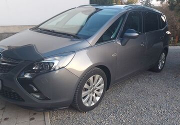 Opel Zafira Tourer 219.000 km 8.800 &euro; Themar 98660