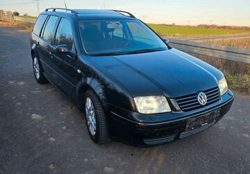 VW Bora 235.100 km 1.100 &euro; Görsbach 99765