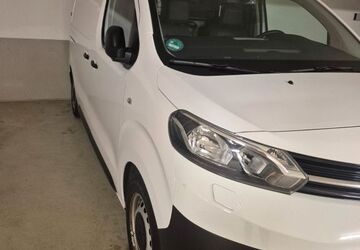Toyota Proace City 78.000 km 16.800 &euro; München 81377