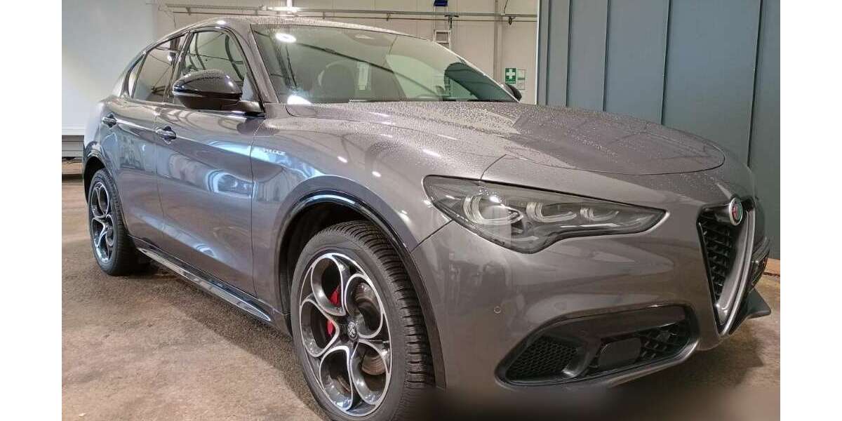 Alfa Romeo Stelvio 43.677 km 36.980 &euro; Helgoland 27498