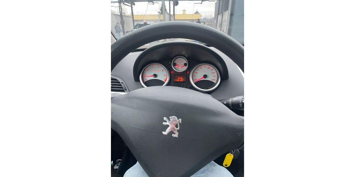 Peugeot 207 169.000 km 4.000 &euro; Bensheim 64625