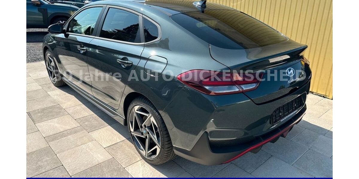 Hyundai i30 5.350 km 24.998 &euro; Hachenburg 57627