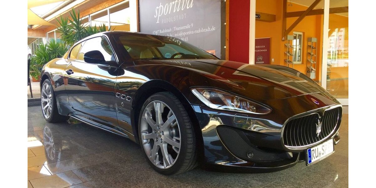 Maserati Granturismo 9.882 km 91.490 &euro; Rudolstadt 07407