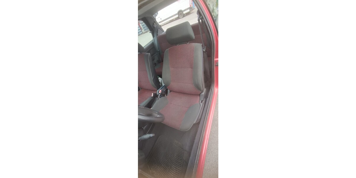 Peugeot 106 I 119.000 km 3.240 &euro; Stuttgart Möhringen 