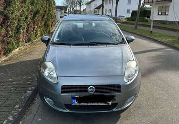 Fiat Grande Punto 138.000 km 2.699 &euro; Offenburg 77656