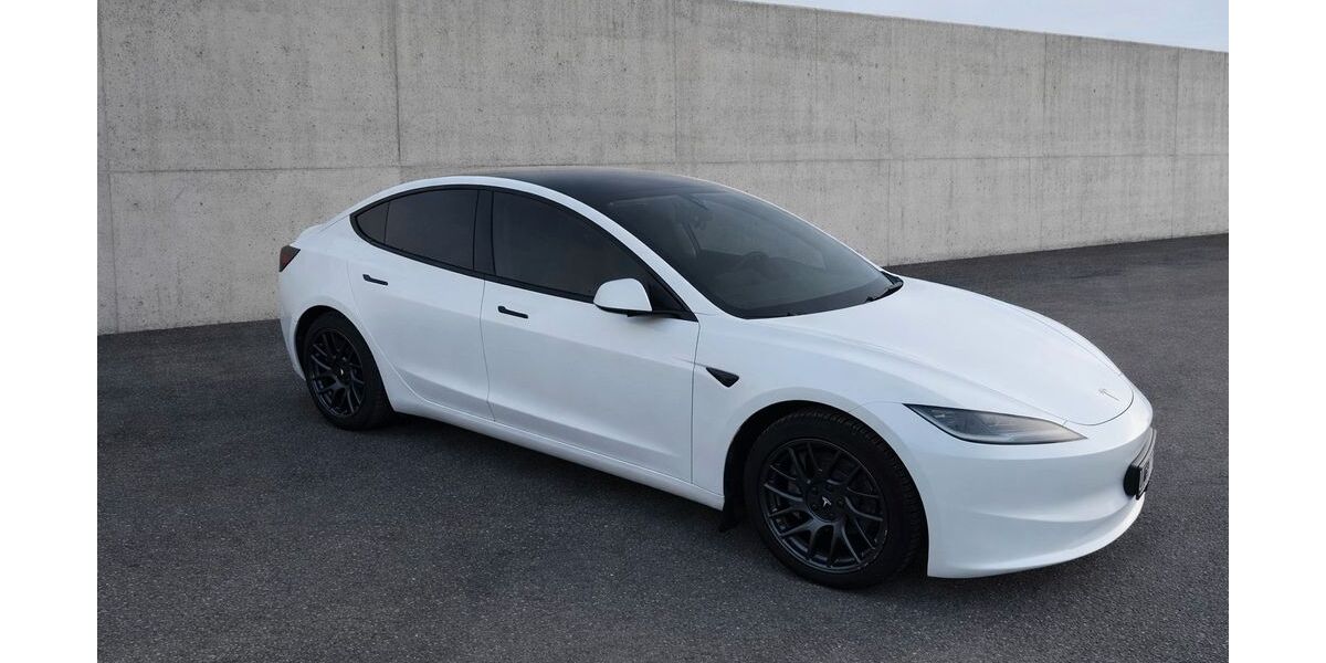 Tesla Model 3 39.000 km 33.300 &euro; Ludwigsburg 71634