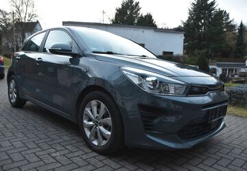 Kia Rio 97.000 km 11.500 &euro; Trimbs 56753