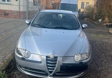 Alfa Romeo 147 210.000 km 1.500 &euro; Büdingen 63654