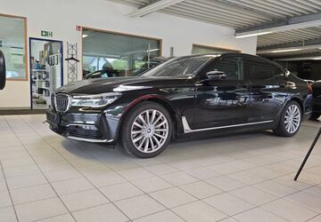 BMW 750 98.677 km 44.900 &euro; Lippetal 59510