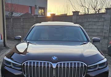 BMW 750 153.000 km 45.900 &euro; Frankfurt am Main 65929
