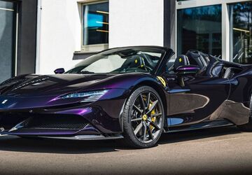 Ferrari SF90 3.800 km 467.999 &euro; Strassen 08009