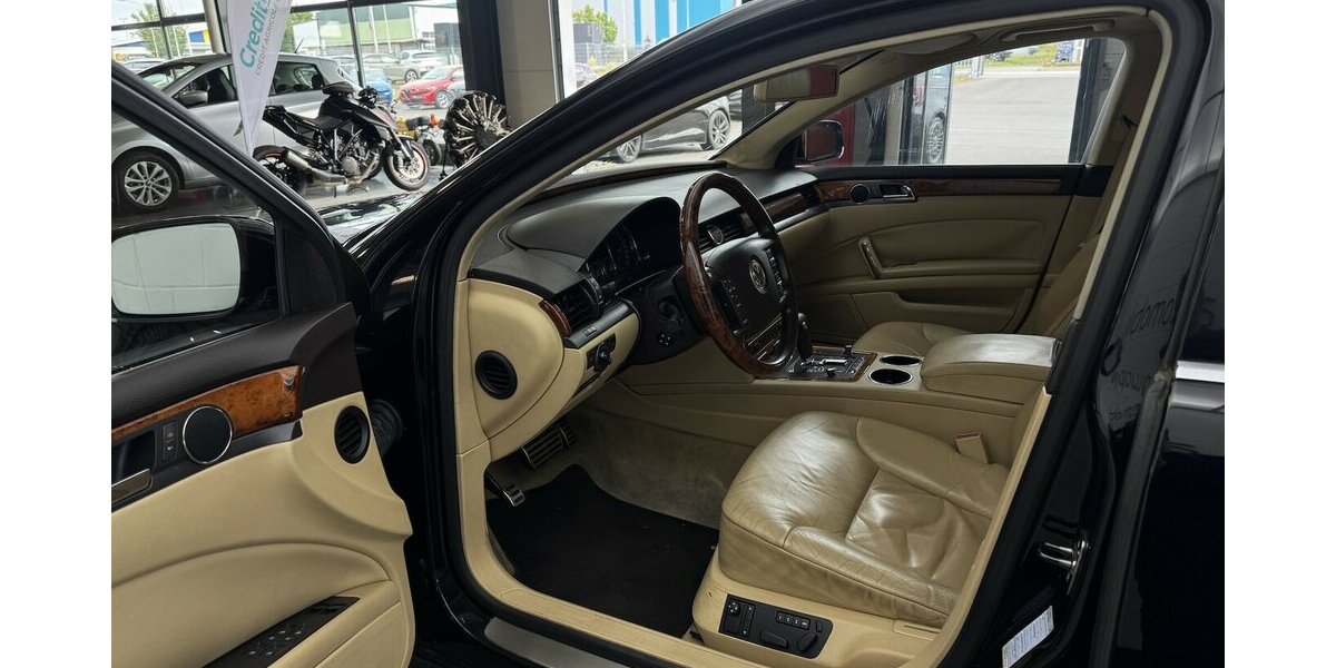VW Phaeton 3.2 V6 FULL Leder Xenon Luftfederung 265.200 km 1.360 &euro; Lich 35423