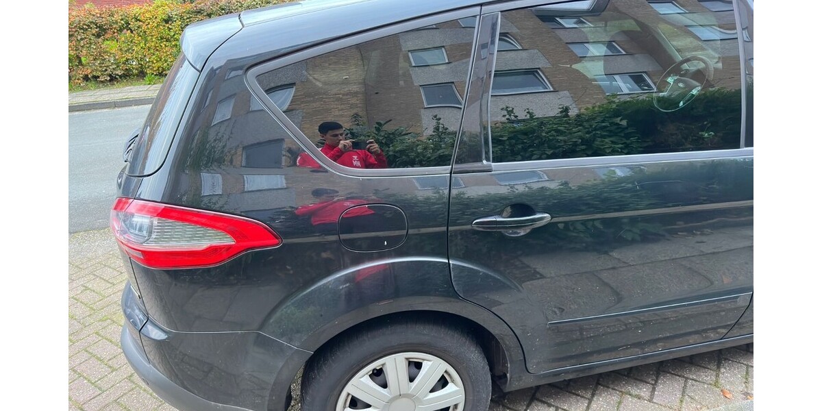 Ford S-Max 241.000 km 4.800 &euro; Brake 