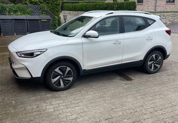 MG ZS 63.000 km 14.999 &euro; Oeversee 24988