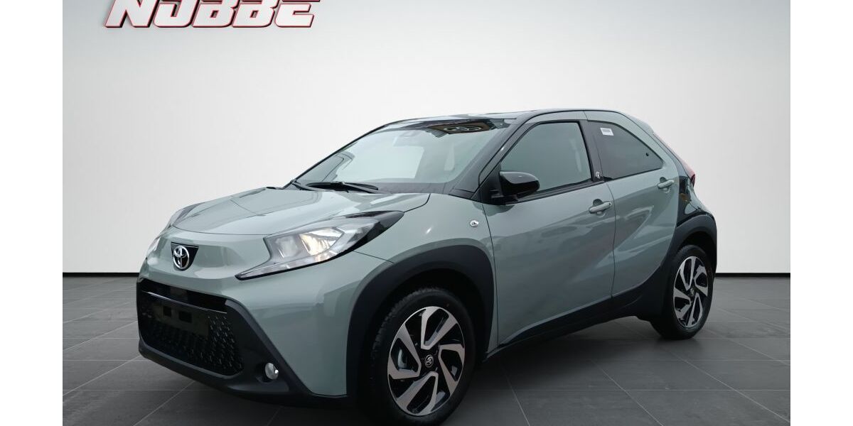 Toyota Aygo (X) 6.500 km 19.250 &euro; Garbsen 30827