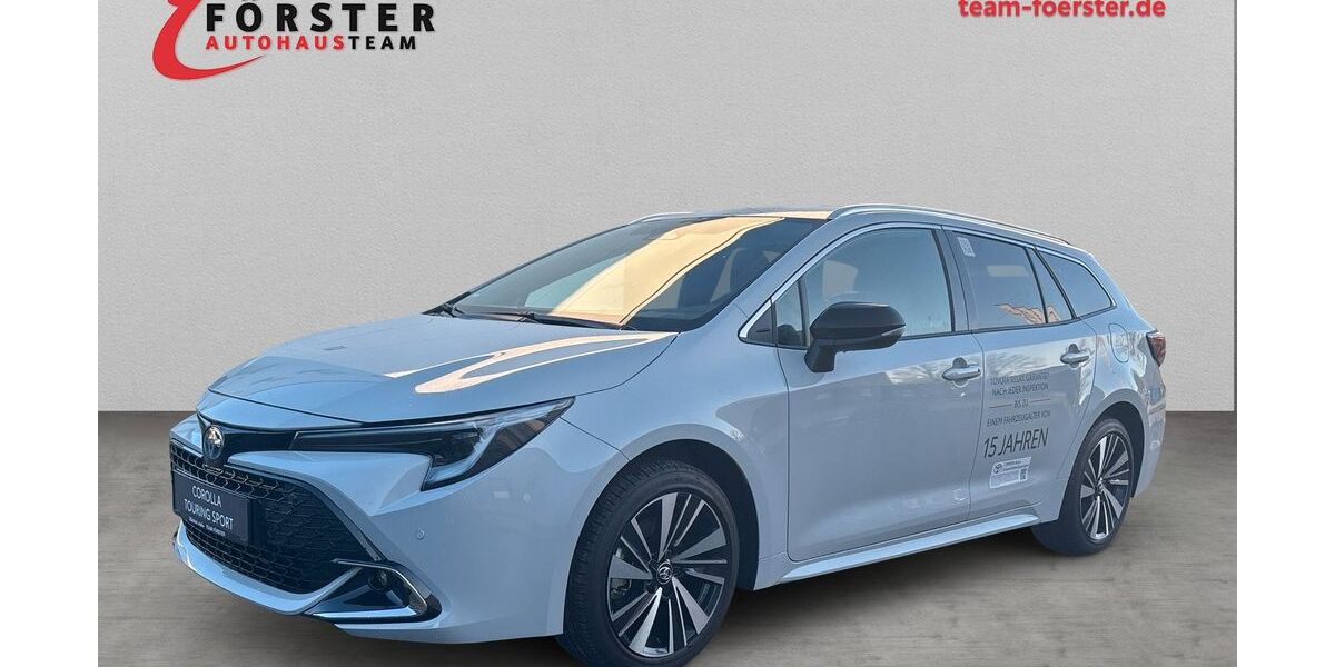 Toyota Corolla 11.500 km 35.240 &euro; Pirna 01796