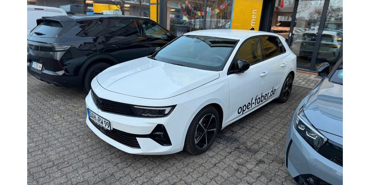 Opel Astra 15.000 km 27.000 &euro; Dachau 85221