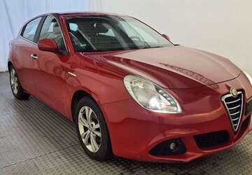 Alfa Romeo Giulietta 374.000 km 2.990 &euro; Bocholt 46395