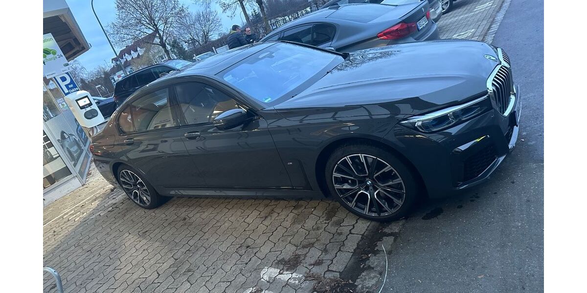 BMW 750 57.000 km 59.900 &euro; Haibach 63808