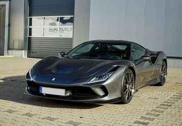 Ferrari F8 5.000 km 315.000 &euro; Rodgau 63110