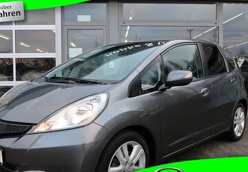 Honda Jazz 77.178 km 10.980 &euro; Marl 45772