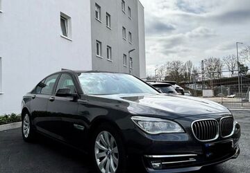 BMW 740 204.300 km 14.800 &euro; Hanau 63450