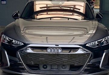 Audi RS e-tron GT 28.500 km 61.900 &euro; Stuttgart 70565