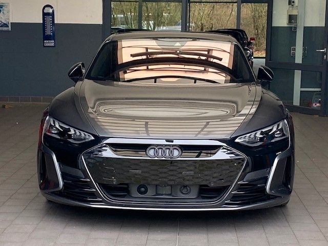 Audi RS e-tron GT 28.500 km 61.900 &euro; Stuttgart 70565