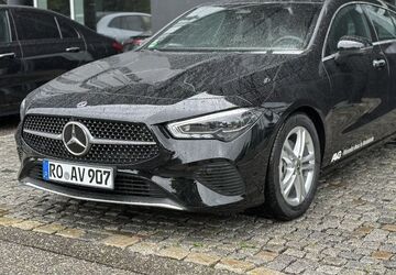 Mercedes-Benz CLA 180 Shooting Brake 11.700 km 31.800 &euro; Traunstein 83278