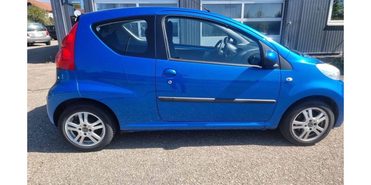 Peugeot 107 151.000 km 2.100 &euro; Albstadt 72461
