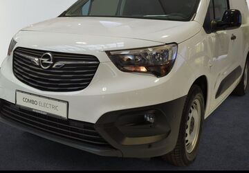 Opel Combo 1.500 km 23.990 &euro; München 80807