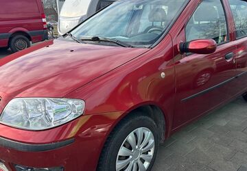 Fiat Punto 86.914 km 2.850 &euro; Dettingen/Erms 72581